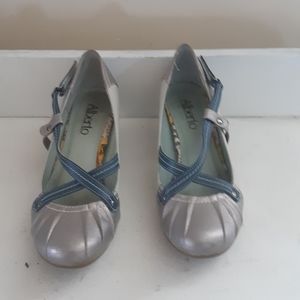 Alberto Women's leather shoes size 37/ 6.5
